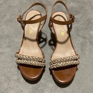 Women’s Wedged Sandals